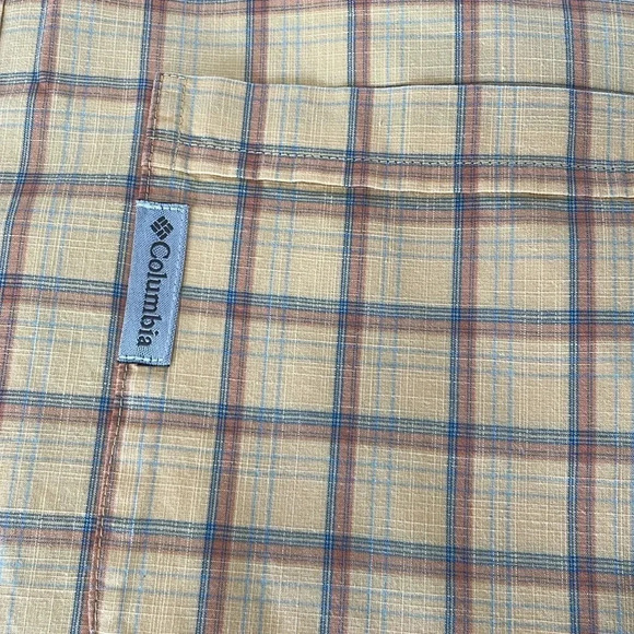 Columbia Men’s plaid short sleeved button down shirt Mustard Yellow Size L - Picture 5 of 13